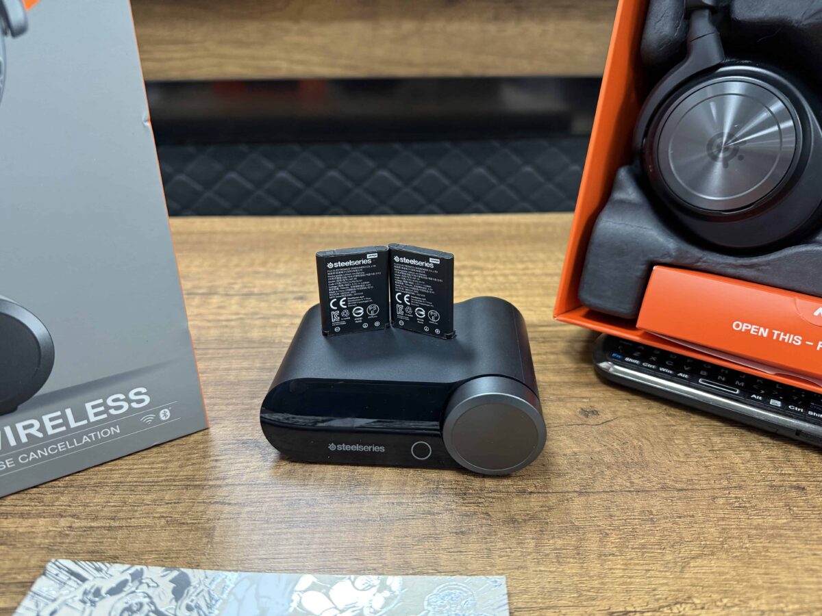 SteelSeries Arctis Nova Pro Wireless Kablosuz Kulaklık + Pil (İKİNCİ EL) - Görsel 3
