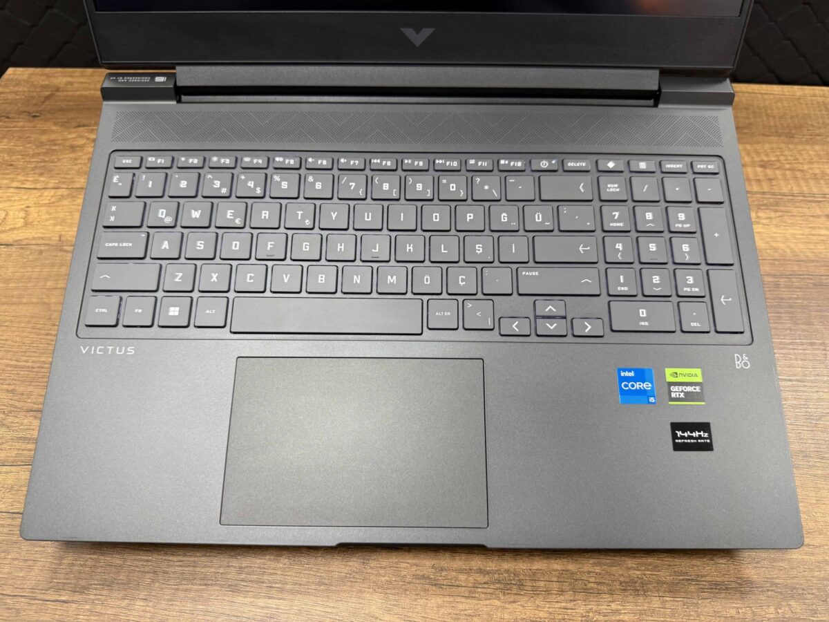 HP Victus 16-R0022NT Intel Core i5 13500H 16GB RAM 1TB SSD W11 RTX4060 16.1" FHD 144Hz 7P6B8EA (İKİNCİ EL) - Görsel 2