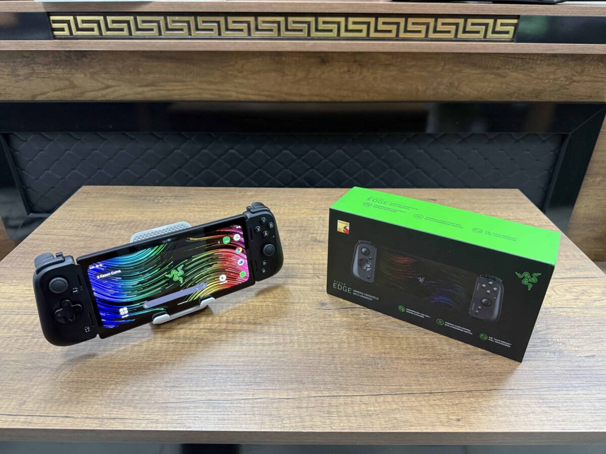 Razer Edge Gaming Tablet ve Kishi V2 Pro Kontrolcü RZ80-04610100-B3G1 (KUTUSU AÇIK SIFIR) - Görsel 2