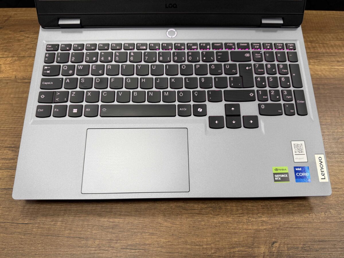 Lenovo LOQ 15IRX9 Intel Core i7 13650HX 16GB RAM 512GB SSD W11 RTX4060 15.6" FHD 144Hz 83DV00G3TR (İKİNCİ EL) - Görsel 2