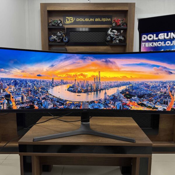 Samsung CRG9 49" Dual QHD Curved 120Hz 4ms Oyuncu Monitörü LC49RG90SSRXUF (İKİNCİ EL)