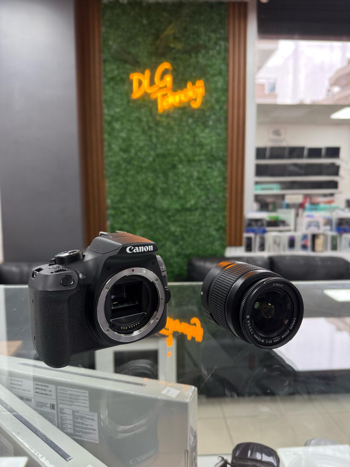 Canon EOS 1300D 18-55MM IS DSLR Fotoğraf Makinesi - Görsel 4