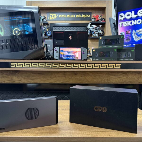 GPD G1 AMD Radeon RX 7600M XT 8GB GDDR6 RDNA3 Mimarili Oculink  USB4 Thunderbolt 4 Girişli EGPU Harici Ekran Kartı (İKİNCİ EL)
