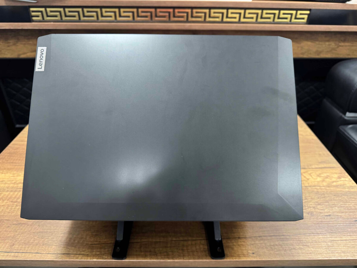 Lenovo IdeaPad Gaming 3 82K100CQTX  Intel Core i5 11300H 16GB RAM 500GB SSD W10 RTX 3050 Ti 15.6” FHD 165Hz (İKİNCİ EL) - Görsel 3