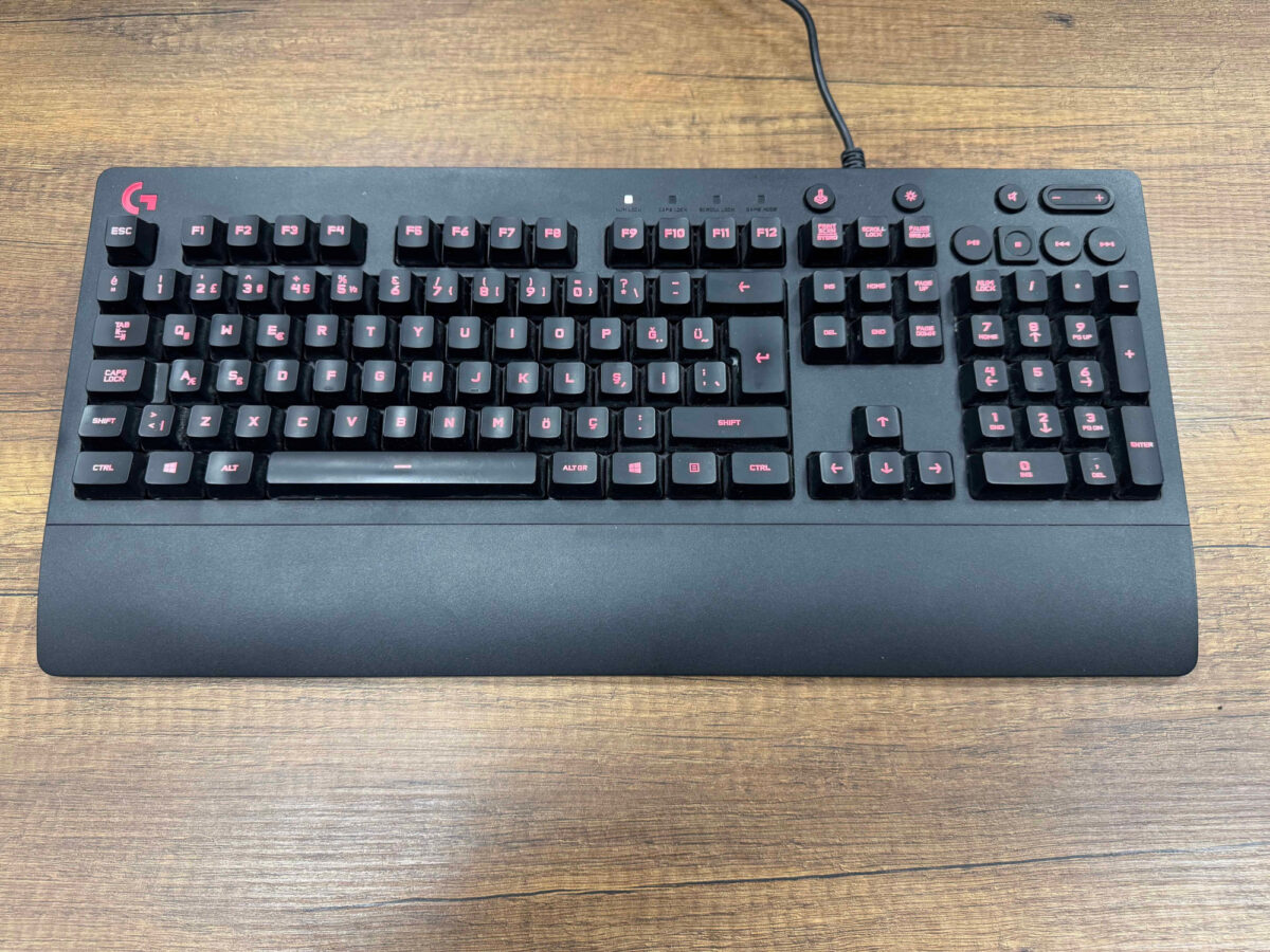 Logitech G213 Prodigy 920-008094 RGB Kablolu Oyuncu Klavyesi (İKİNCİ EL) - Görsel 3