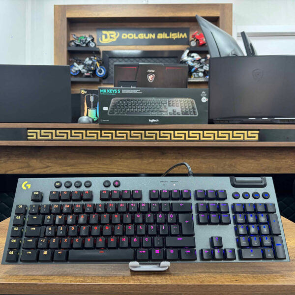 Logitech G G815 Tactile Lightsync RGB Kablolu Mekanik Oyuncu Klavyesi (İKİNCİ EL)