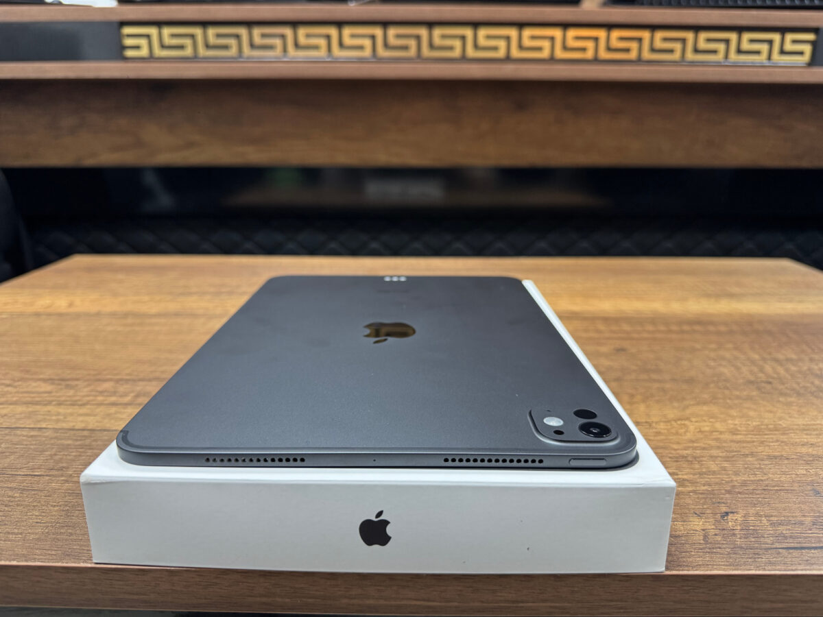 Apple iPad Pro 7. Nesil 256GB 11” MVV83TU/A Uzay Siyahı Tablet (İKİNCİ EL) - Görsel 4