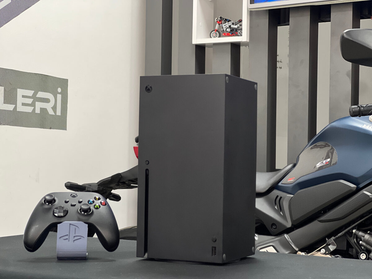 Microsoft Xbox Series X 1 TB SSD Tek Kol (İKİNCİ EL) - Görsel 2