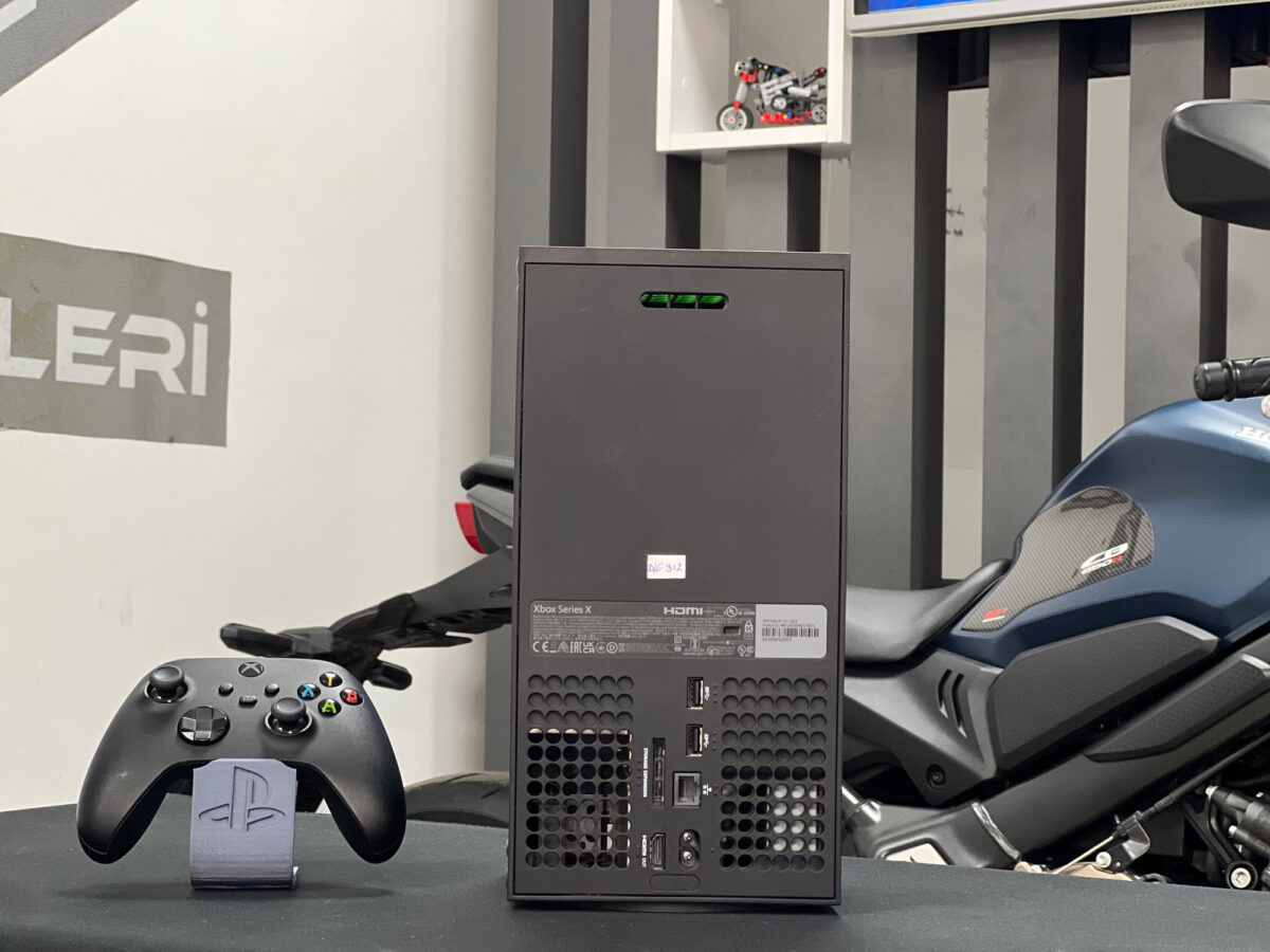 Microsoft Xbox Series X 1 TB SSD Tek Kol (İKİNCİ EL) - Görsel 4