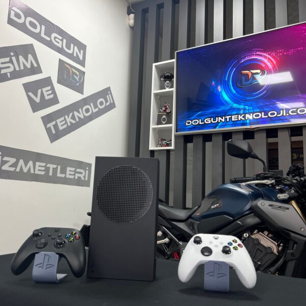 Microsoft Xbox Series S 1 TB SSD Siyah Beyaz Çift Kol Kutusuz (İKİNCİ EL)