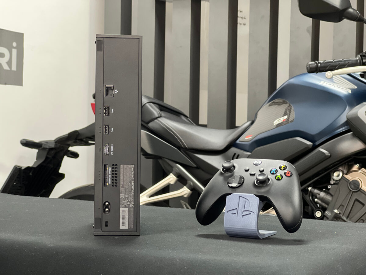 Microsoft Xbox Series S 1 TB SSD Siyah Tek Kol Kutulu (İKİNCİ EL) - Görsel 3