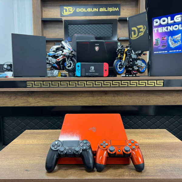 ÖZEL SERİ PlayStation 4 Slim Turuncu 500 GB Çift Kol | (İKİNCİ EL)