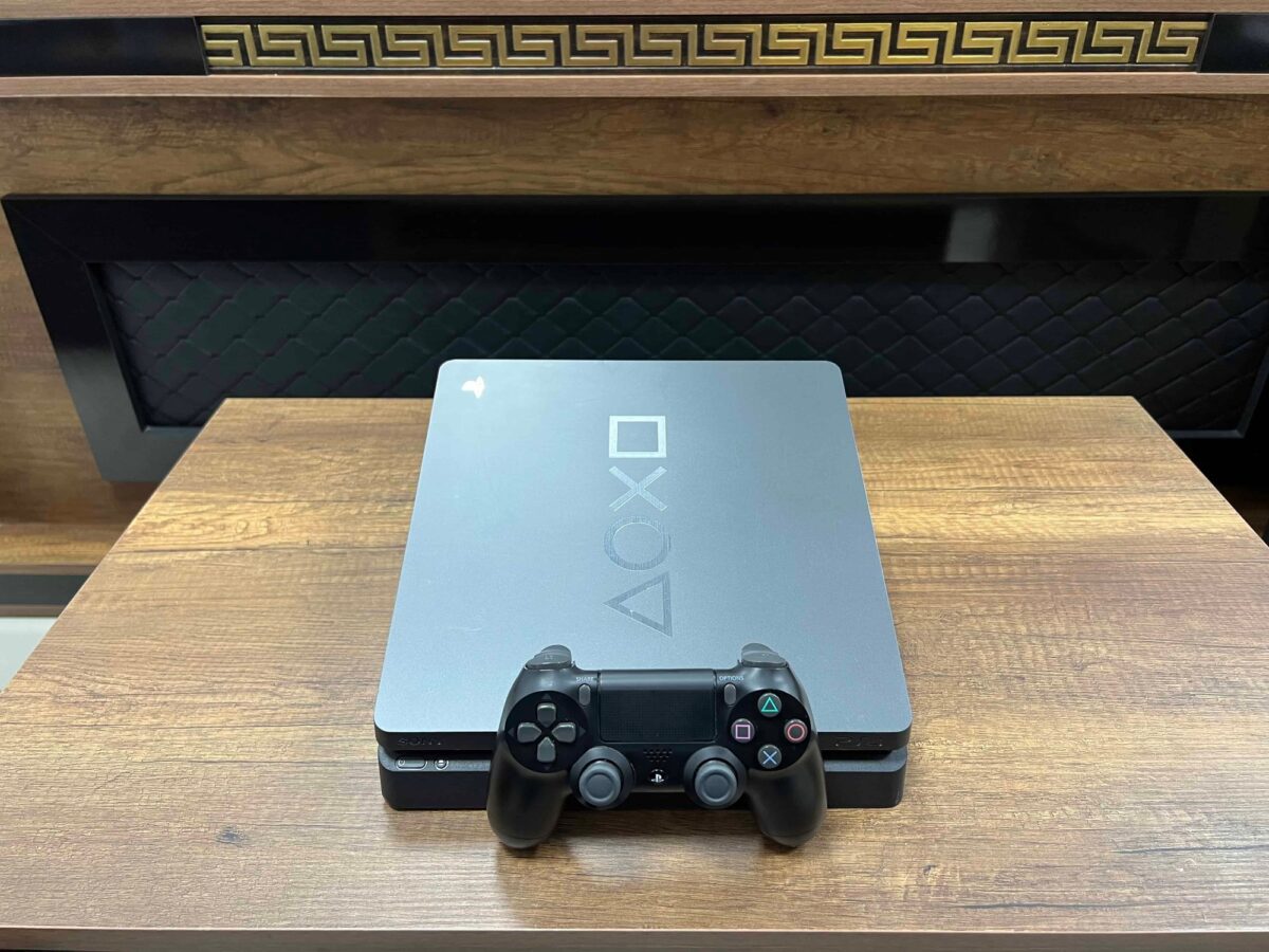 PlayStation 4 Özel Seri 500 GB Tek Kol (İKİNCİ EL) - Görsel 2