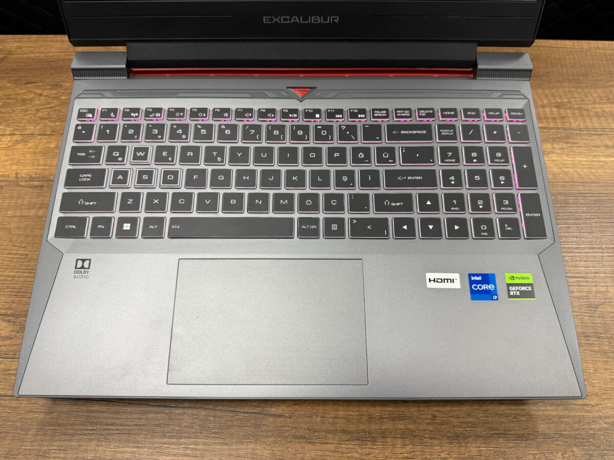 Casper Excalibur G870.1270-BFB0X-B Intel Core i7 12700H 32GB RAM 1TB SSD RTX4060 15.6” FHD 144Hz (İKİNCİ EL) - Görsel 2