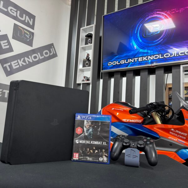 PlayStation 4 Slim 500GB Tek Kol + Mortal Kombat XL Oyun CD’si (İKİNCİ EL)