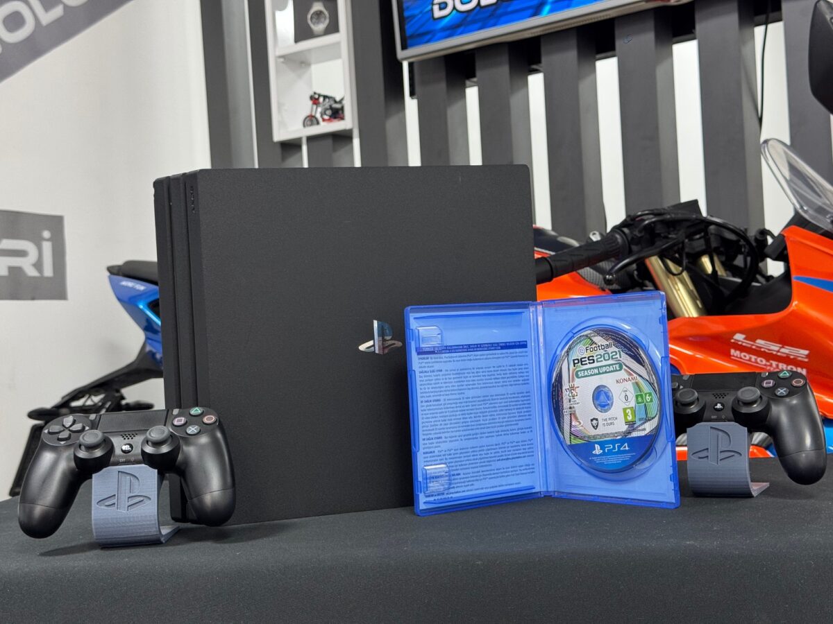 PlayStation 4 Pro 1TB Çift Kol + Pes 2021 Oyun CD’si (İKİNCİ EL) - Görsel 3
