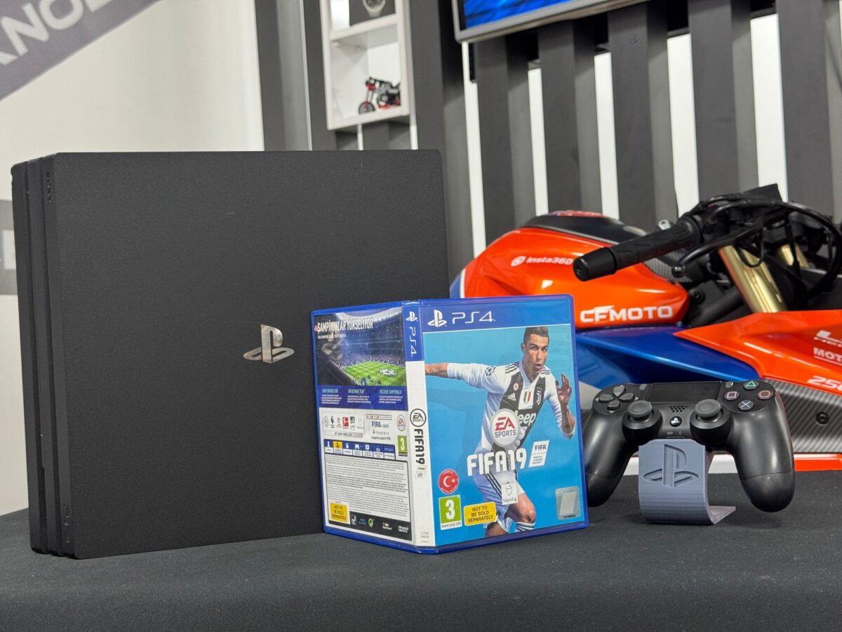 PlayStation 4 Pro 1TB Tek Kol + Fifa 19 Oyun CD’si (İKİNCİ EL) - Görsel 4