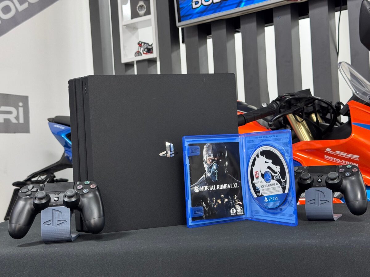 PlayStation 4 Pro 1TB Çift Kol + Mortal Kombat XL Oyun CD’si (İKİNCİ EL) - Görsel 3