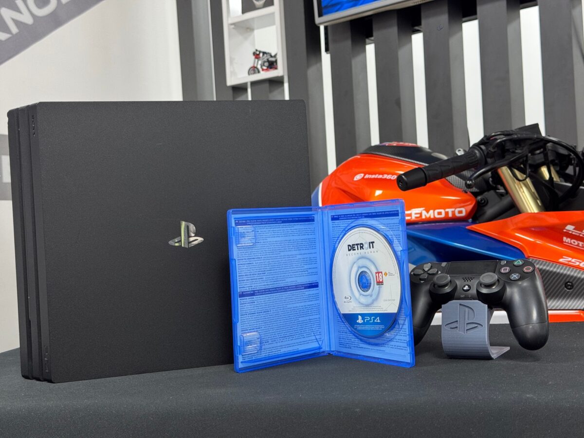 PlayStation 4 Pro 1TB Tek Kol + Detroit Oyun CD’si (İKİNCİ EL) - Görsel 3