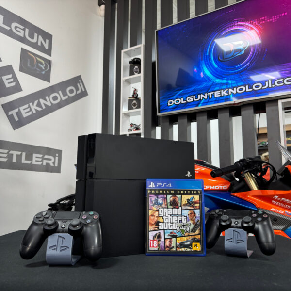 PlayStation 4 Fat 500GB Çift Kol + Grand Theft Auto (Gta5) Oyun CD’si (İKİNCİ EL)