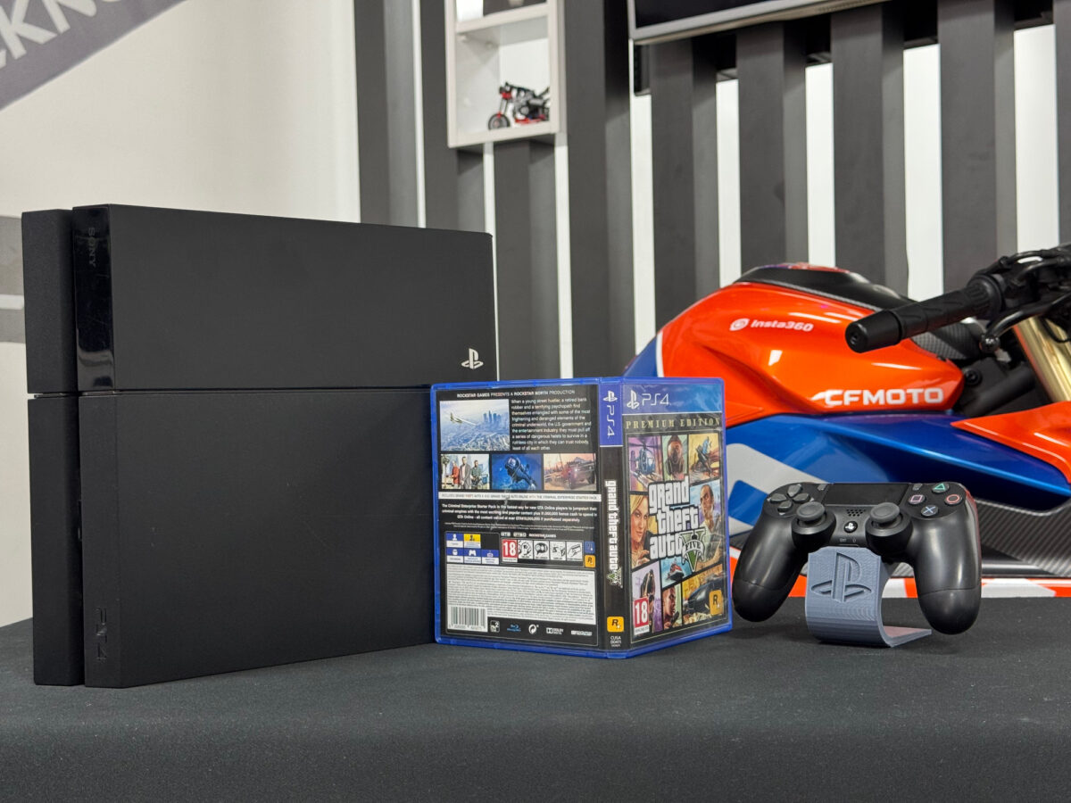 PlayStation 4 Fat 500GB Tek Kol + Gta 5 (İKİNCİ EL) - Görsel 5