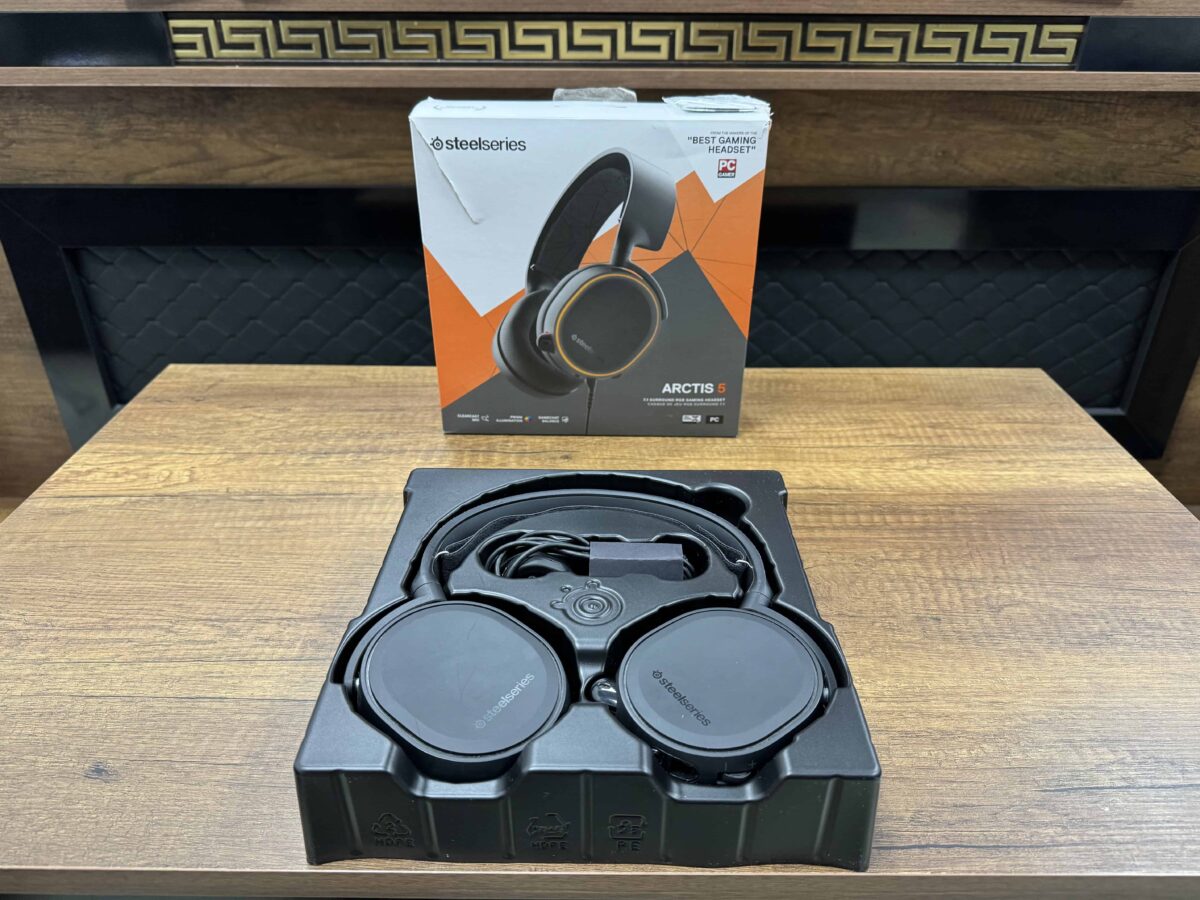 SteelSeries Arctis 5 2019 Edition RGB 7.1 Kablolu Mikrofonlu Kulak Üstü Oyuncu Kulaklığı (İKİNCİ EL) - Görsel 3