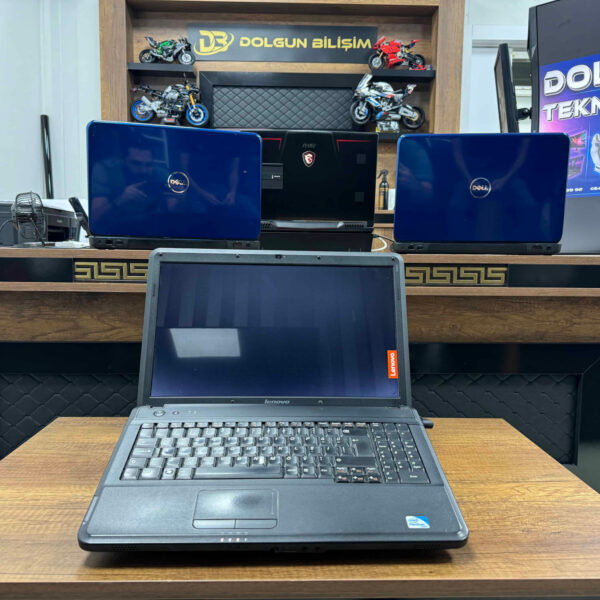 Lenovo Intel Pentium T4500 4GB RAM 240GB SSD 15.6" G550 (İKİNCİ EL)