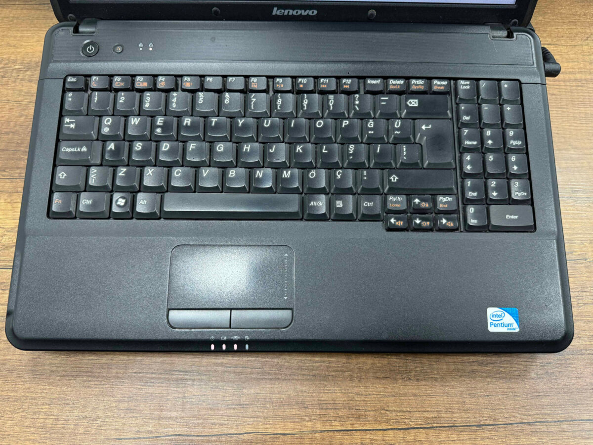 Lenovo Intel Pentium T4500 4GB RAM 240GB SSD 15.6" G550 (İKİNCİ EL) - Görsel 2