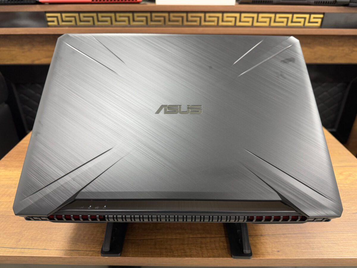 Asus TUF Gaming FX505DT-BQ190T AMD Ryzen 5 3550H 8GB RAM 256GB SSD+500GB HDD GTX1650 W10 15.6” FHD (İKİNCİ EL) - Görsel 3