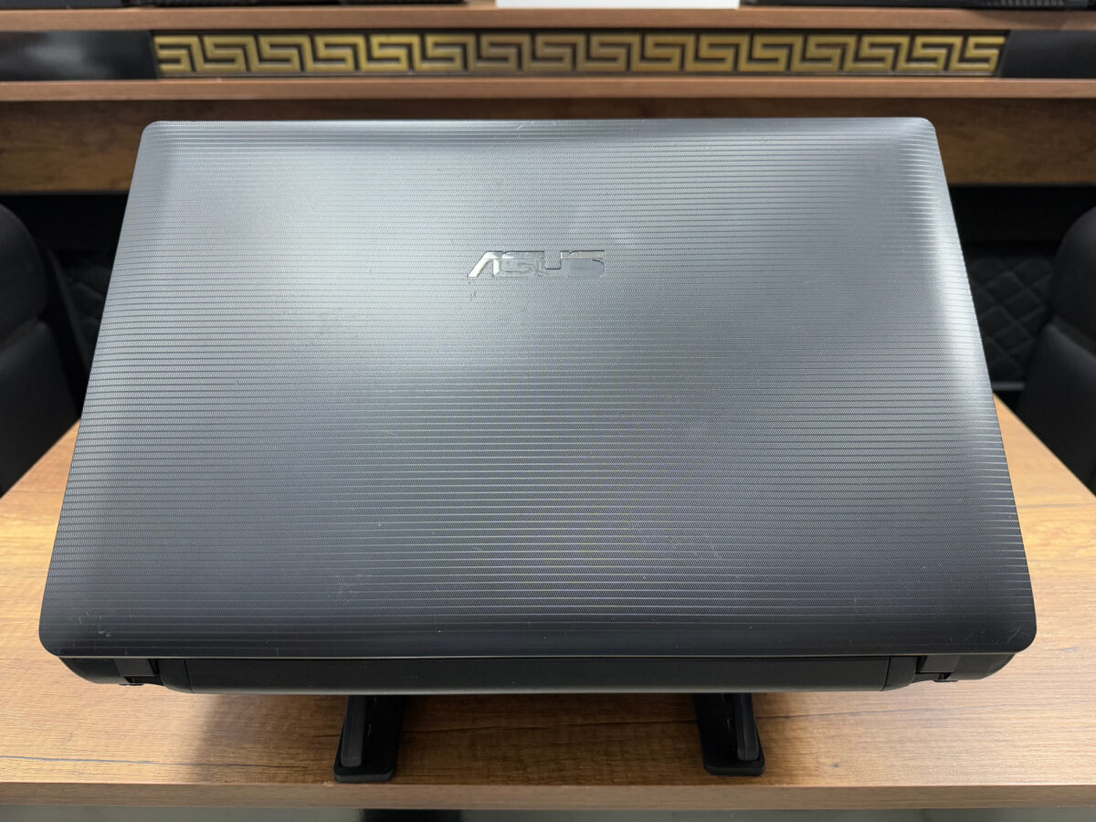 Asus X54C Intel Core i3 2350M 4GB RAM 128GB SSD 15.6” HD (İKİNCİ EL) - Görsel 3