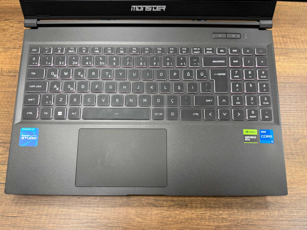 Monster Abra A5 V20.4.2 Intel Core i5 12450H 32GB RAM 1TB SSD RTX4050 15.6” FHD 144Hz (İKİNCİ EL) - Görsel 2