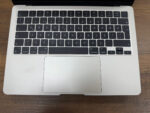 Apple MacBook Air M2 16GB RAM 256GB SSD 13.6” Yıldız Işığı MC7W4TU/A (İKİNCİ EL) - Görsel 2