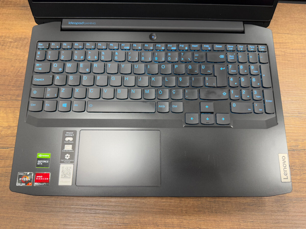 Lenovo IdeaPad Gaming 3 15ARH05 AMD Ryzen 7 4800H 16GB RAM 512GB SSD GTX1650Ti W10 15.6” FHD 120Hz 82EY003LTX (İKİNCİ EL) - Görsel 2