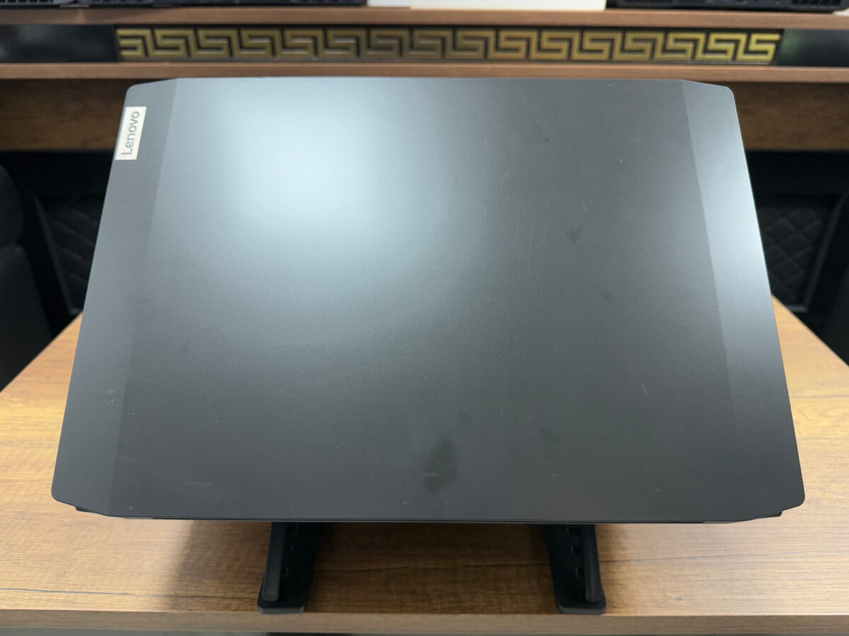 Lenovo IdeaPad Gaming 3 15ARH05 AMD Ryzen 7 4800H 16GB RAM 512GB SSD GTX1650Ti W10 15.6” FHD 120Hz 82EY003LTX (İKİNCİ EL) - Görsel 3