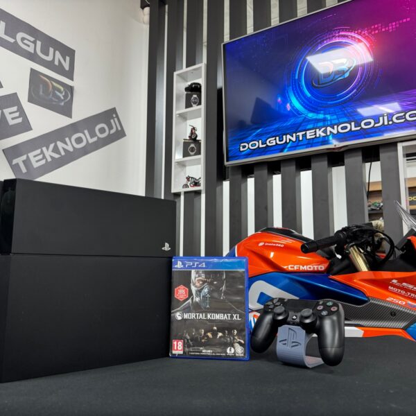 PlayStation 4 Fat 500GB Tek Kol + Mortal Kombat XL Oyun CD’si (İKİNCİ EL)