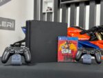 PlayStation 4 Slim 500GB Çift Kol + Red Dead Redemption 2 (RDR 2) Oyun CD’si (İKİNCİ EL) - Görsel 2