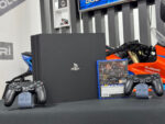 PlayStation 4 Pro 1TB Çift Kol + İnjustice 2 Oyun CD’si (İKİNCİ EL) - Görsel 5