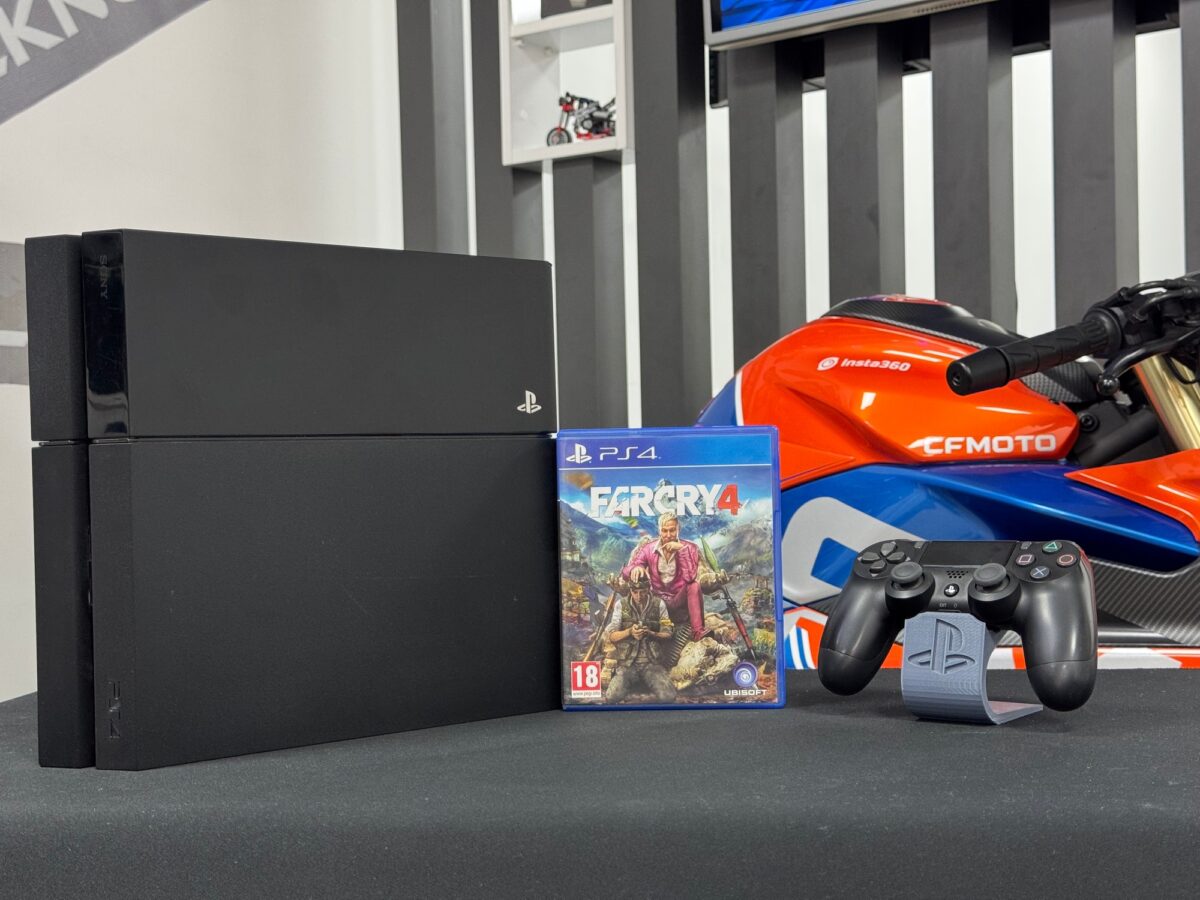 PlayStation 4 Fat 500GB Tek Kol + Far Cry 4 Oyun CD’si (İKİNCİ EL) - Görsel 2