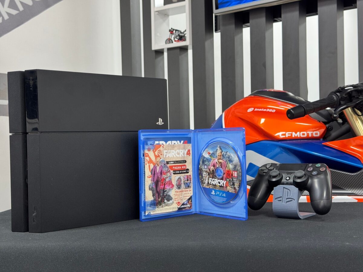 PlayStation 4 Fat 500GB Tek Kol + Far Cry 4 Oyun CD’si (İKİNCİ EL) - Görsel 3