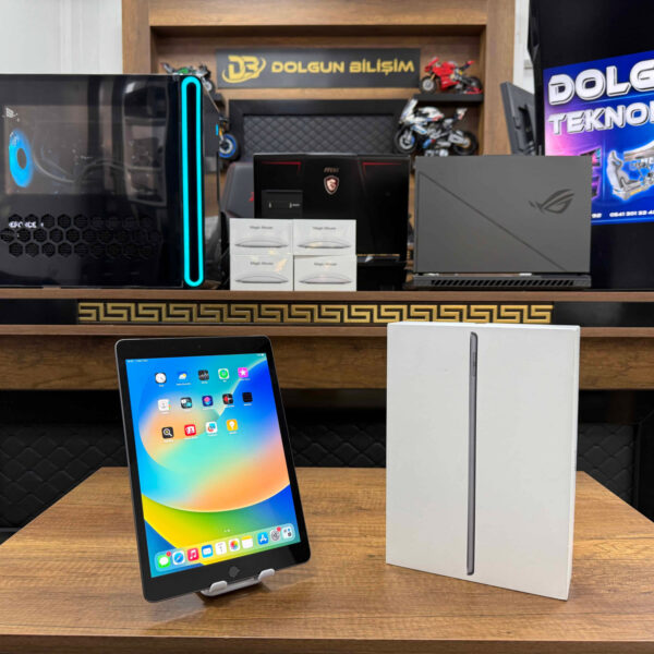 Apple iPad 9. Nesil 64GB 10.2" WiFi+Cellular Tablet Uzay Grisi MK473TU/A (İKİNCİ EL)