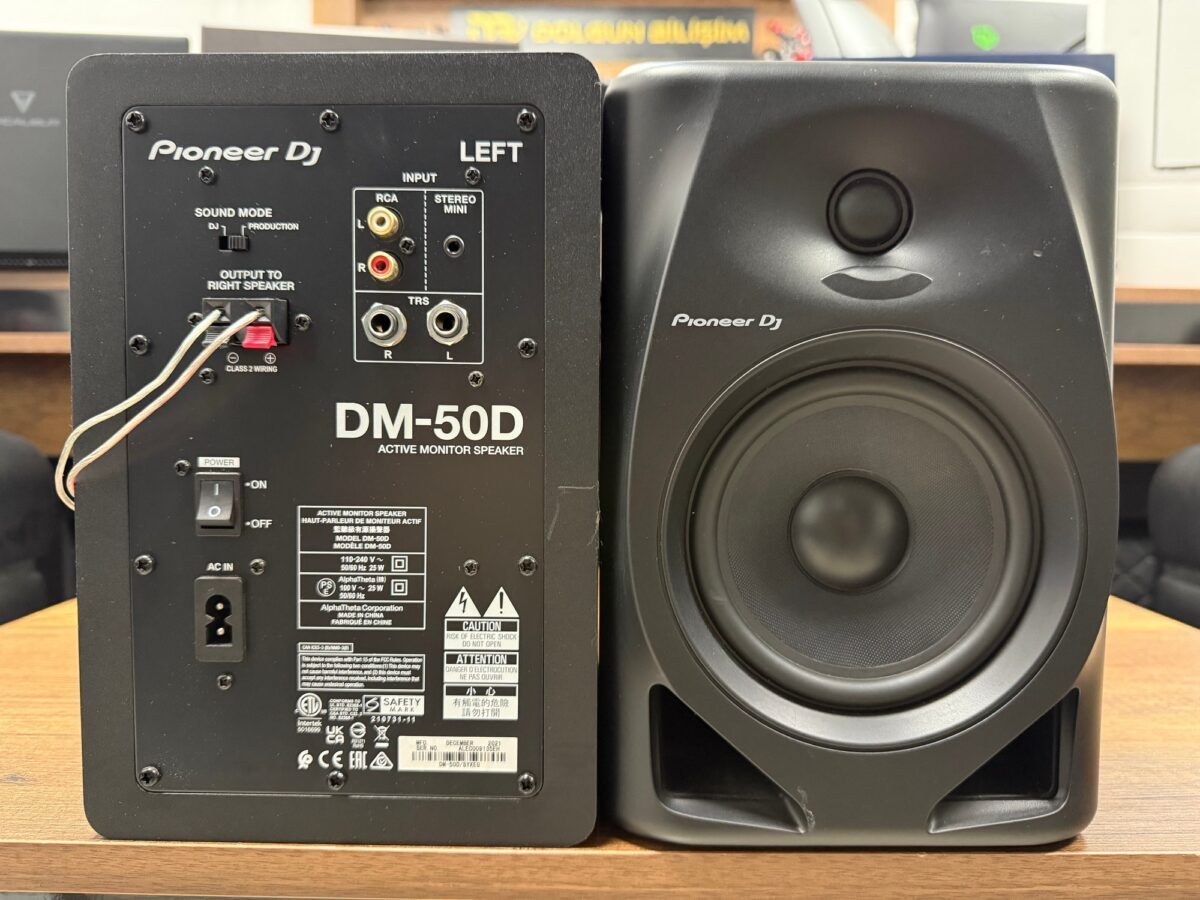 Pioneer Dj DM-50D 5 inç Referans Monitörü Hoparlör (İKİNCİ EL) - Görsel 4