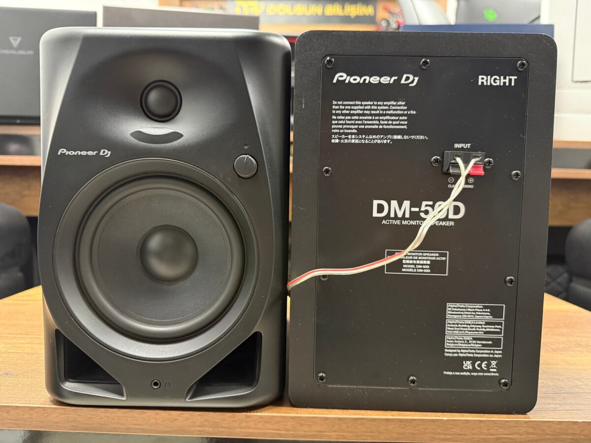 Pioneer Dj DM-50D 5 inç Referans Monitörü Hoparlör (İKİNCİ EL) - Görsel 5
