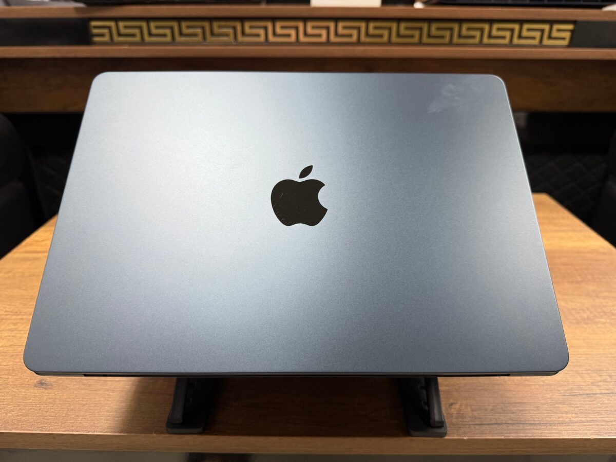 Apple MacBook Air M3 16GB RAM 256GB SSD 13.6” Gece Yarısı MC8K4TU/A (İKİNCİ EL) - Görsel 3