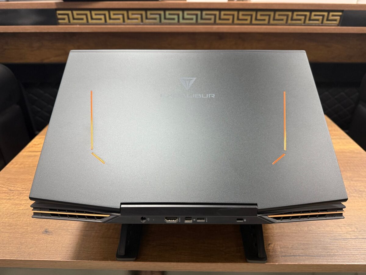 Casper Excalibur G900.1180-BF60X-B Intel Core i7 11800H 16GB 1TB SSD RTX3060 15.6” FHD 144Hz (İKİNCİ EL) - Görsel 3