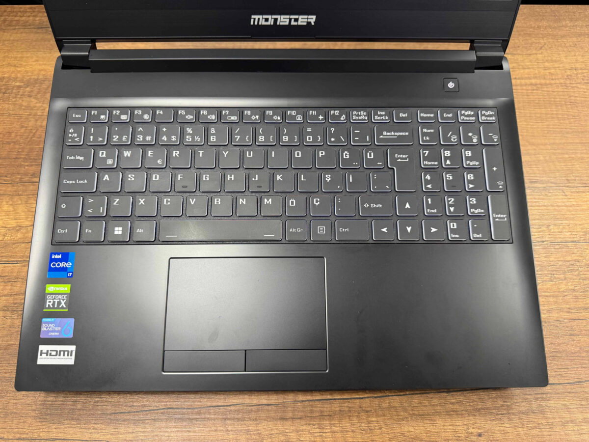 Monster Abra A5 V17.4.4 Intel Core i7 11800H 32GB RAM 1TB SSD RTX3060 15.6” FHD 144Hz (İKİNCİ EL) - Görsel 2