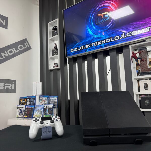 PlayStation 4 Fat 500GB Tek Kol (İKİNCİ EL)