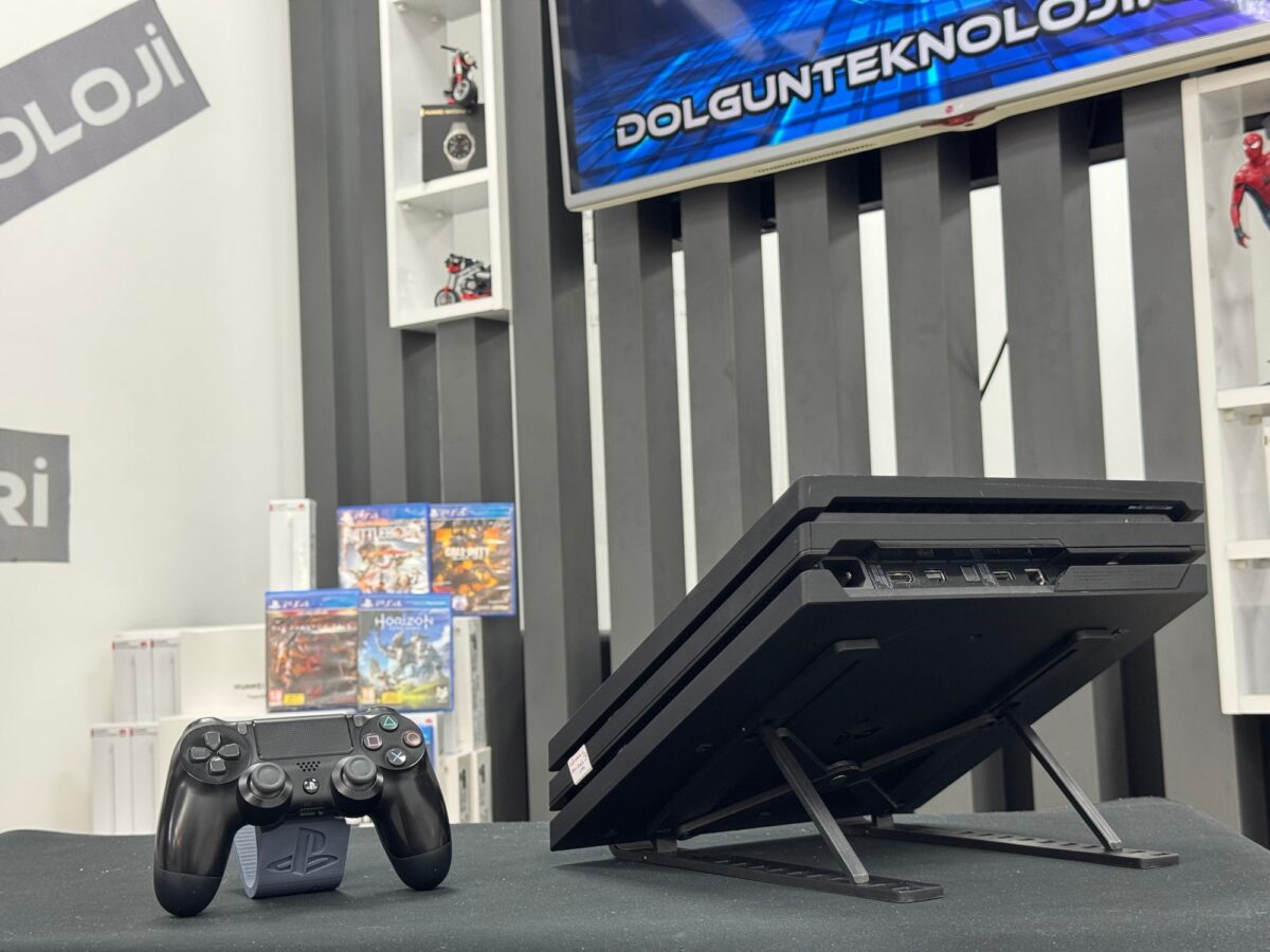 PlayStation 4 Pro 1TB Tek Kol CD Rom Bozuk (İKİNCİ EL) - Görsel 4