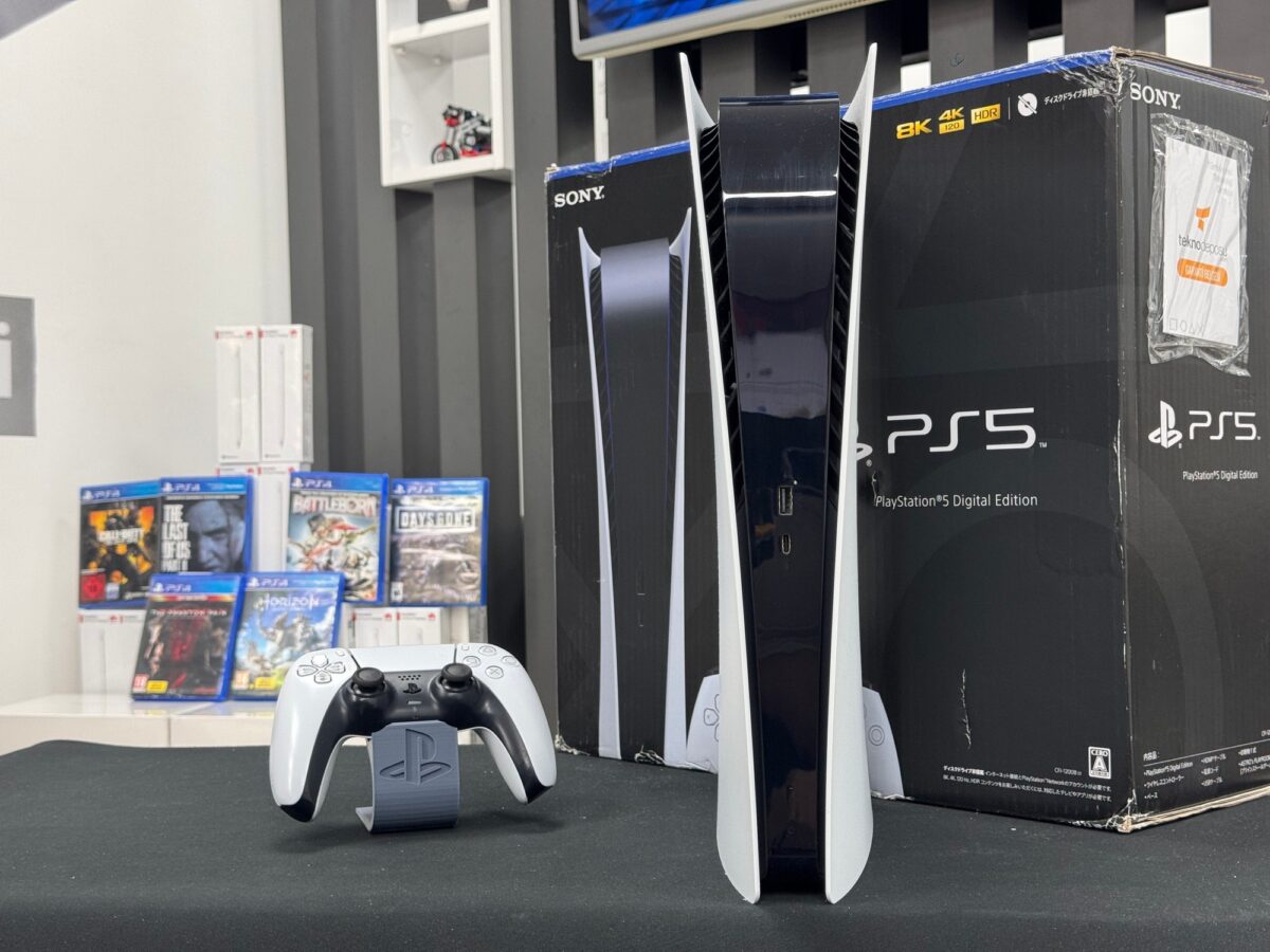 PlayStation 5 Fat 1TB Dijital Sürüm Tek Kol Kutulu (İKİNCİ EL) - Görsel 3