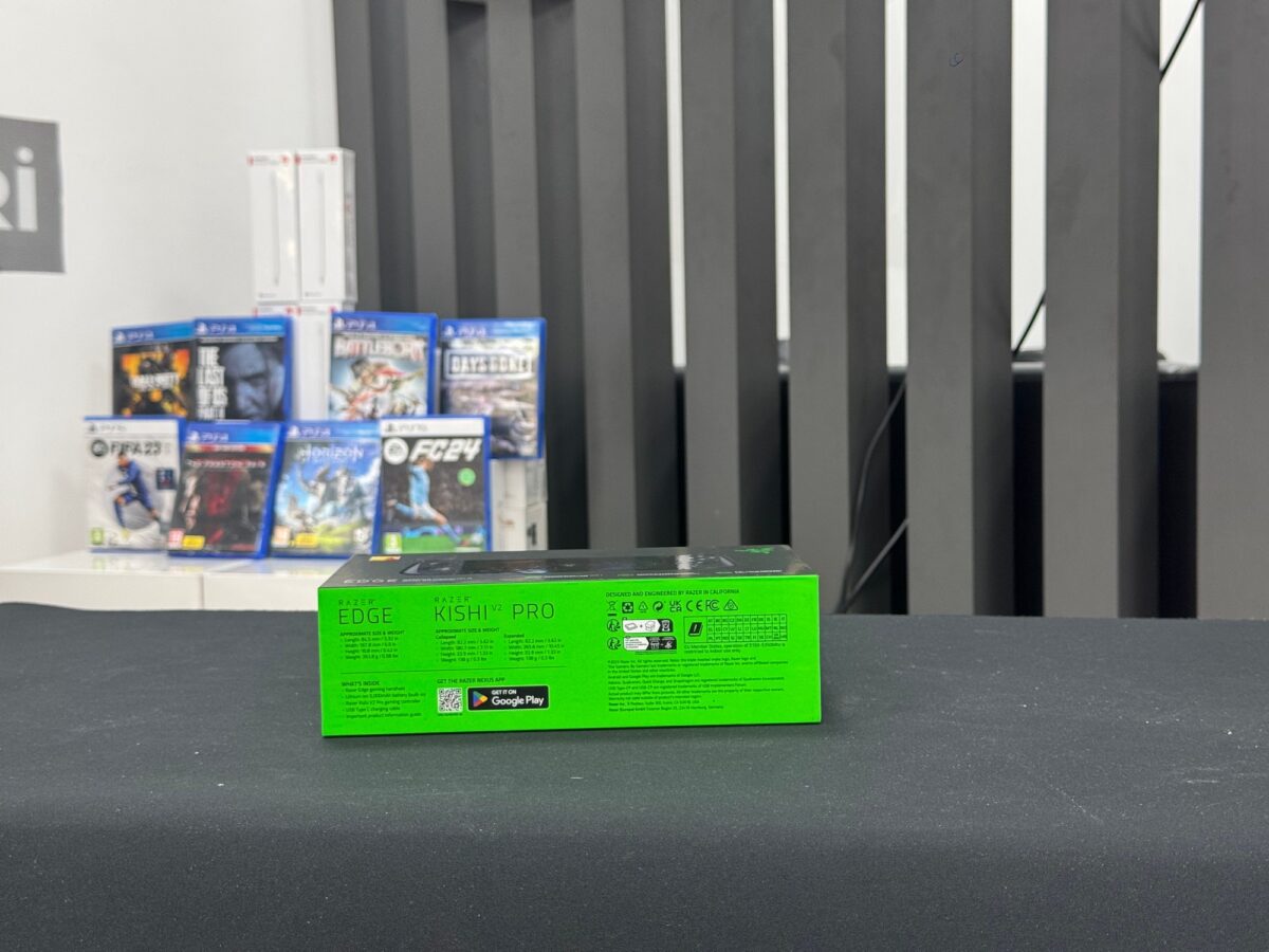 Razer Edge Gaming Tablet ve Kishi V2 Pro Kontrolcü - Görsel 4