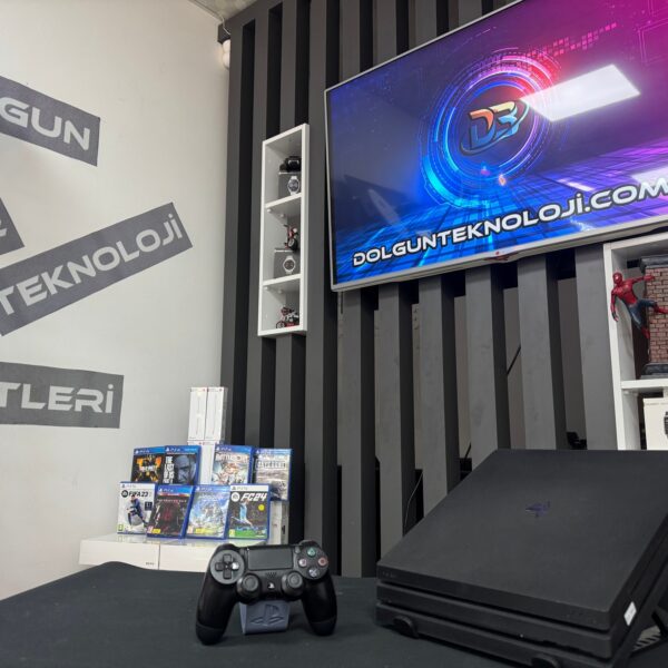 PlayStation 4 Pro 1TB Tek Kol (İKİNCİ EL)